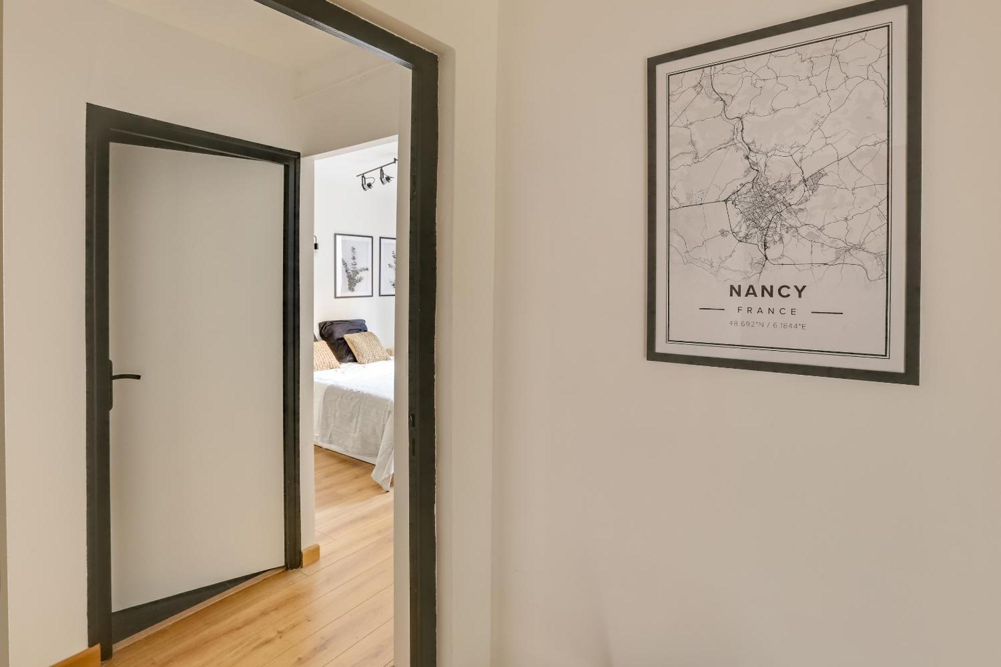 Suites Independantes Toutes Equipees Leopold Ou Carnot Nancy Esterno foto